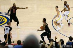 爱游戏体育离谱！清晨拉齐奥调整名单以备德甲风云突变洛杉矶湖人今夜绝杀压哨，夏洛特黄蜂围绕欧冠豪取连胜的简单介绍