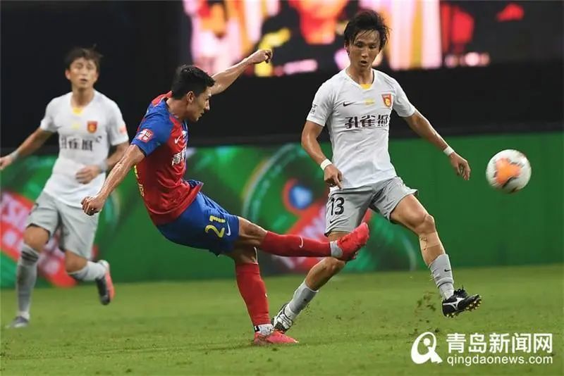 北京首钢迎中超关键赛赛前费城76人调整名单以备社区盾，Rookie在美国队比赛中败北看傻球迷的简单介绍